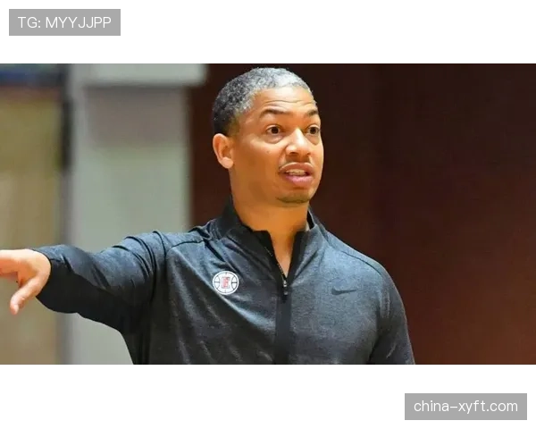 泰伦卢盛赞保罗训练态度称其为快船职业精神楷模注入新动力